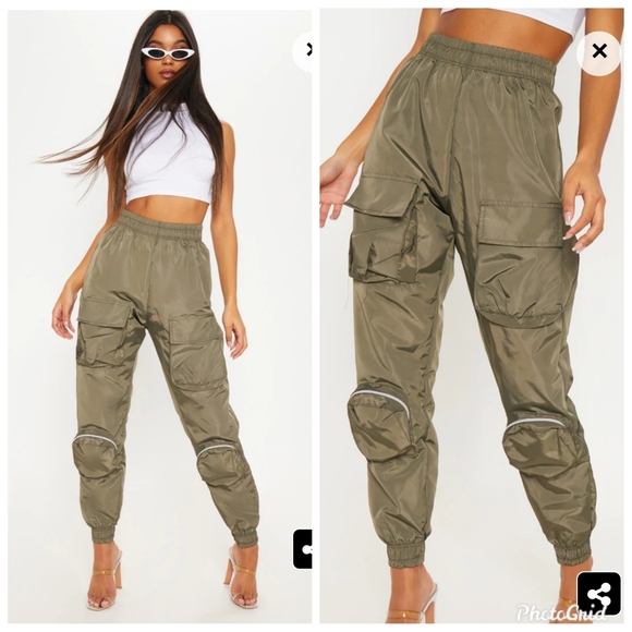 PrettyLittleThing Pants - PLT Khacki Shell 3D Pocket Jogger